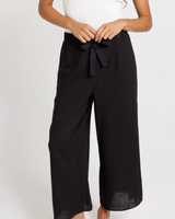 Betty Basics Bella Wide Leg Crop Pants