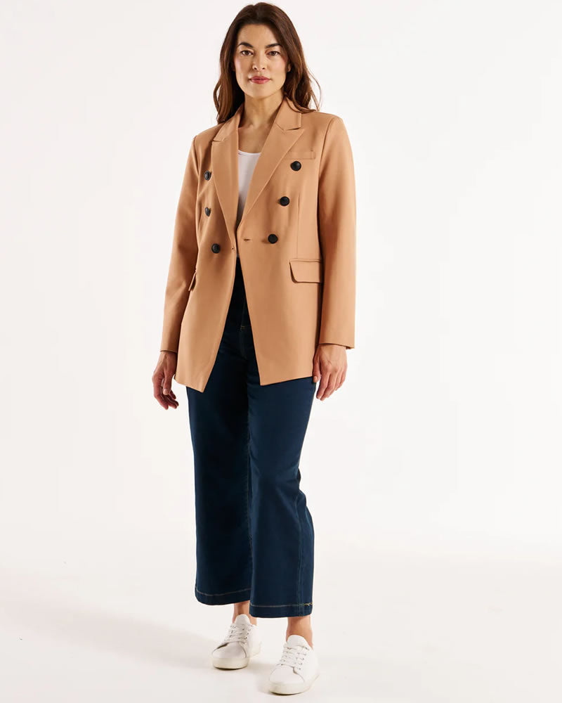 Betty Basics Kaisley Blazer Tan