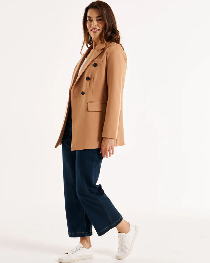 Betty Basics Kaisley Blazer Tan