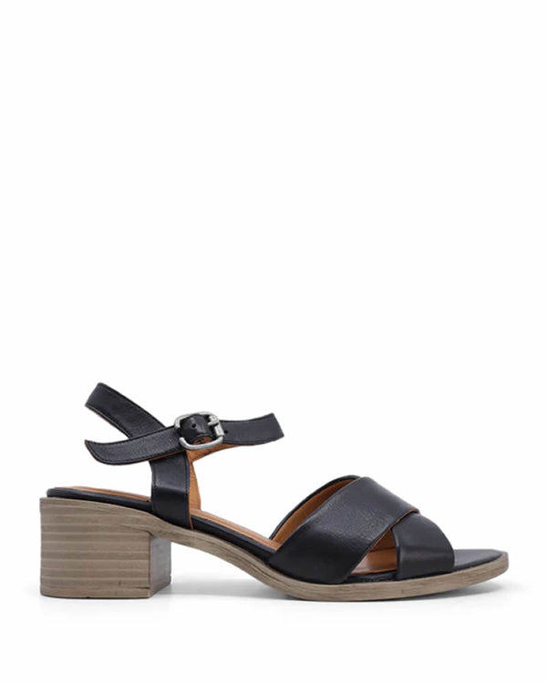  Bueno Shoes Danika Mid Heel Sandals