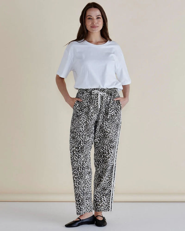  Betty Basics Quinn Cotton Jogger Pants