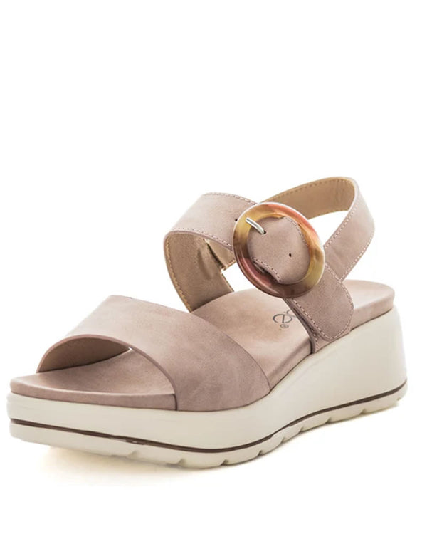  Wilde Shoes Selma Wedge Sandals Makeup