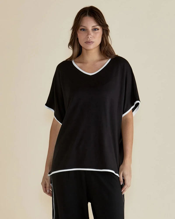  Betty Basics Clara short Sleeve Tee