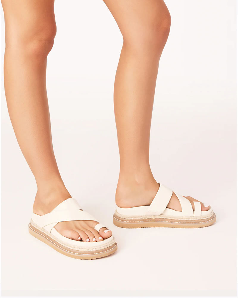 Billini Armas Platform Slides