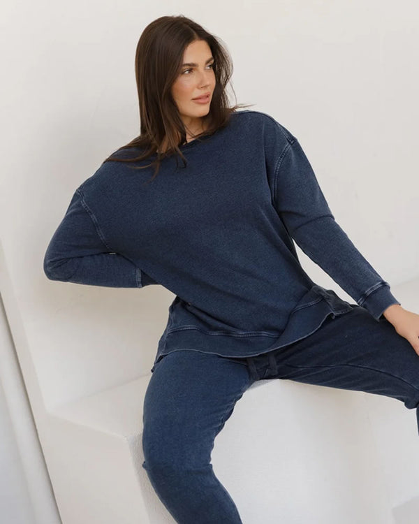  Betty Basics Easy Crew Sweat Indigo Wash Blue